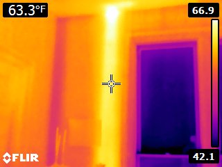 FLIR E8 Heated Pipe